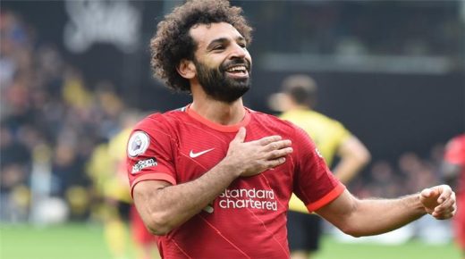 تقارير صحفية: وكيل محمد صلاح يتواصل مع إدارة ريال مدريد